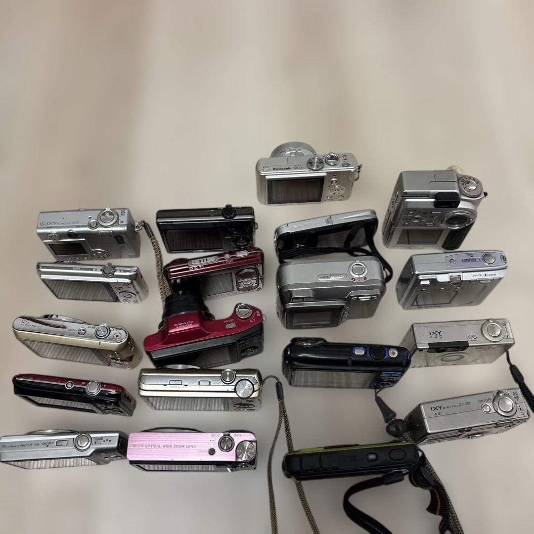 コンパクトデジタルカメラ まとめて売ります。