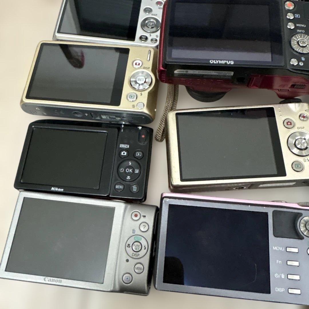 コンパクトデジタルカメラ まとめて売ります。