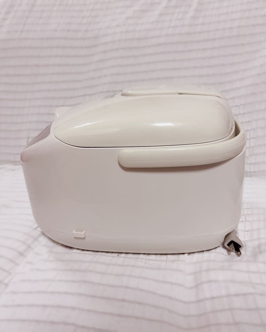 タイガー TIGER マイコン炊飯器 1升炊き ホワイト JBH-B180