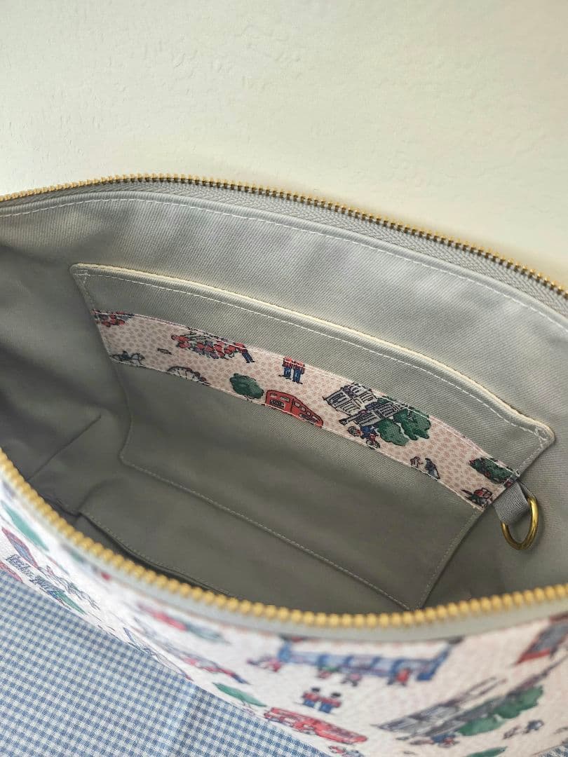 キャスキッドソン ハンドメイド ラミネート ロンドン ショルダー用 ポーチ