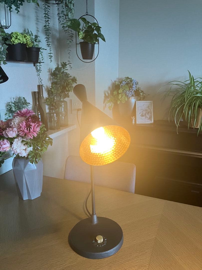 Tom Dixon トムディクソン　BEETシリーズ TABLE LIGHT