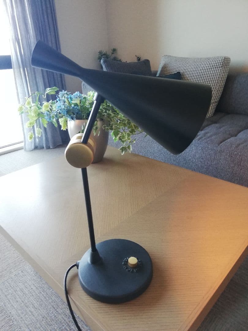 Tom Dixon トムディクソン　BEETシリーズ TABLE LIGHT