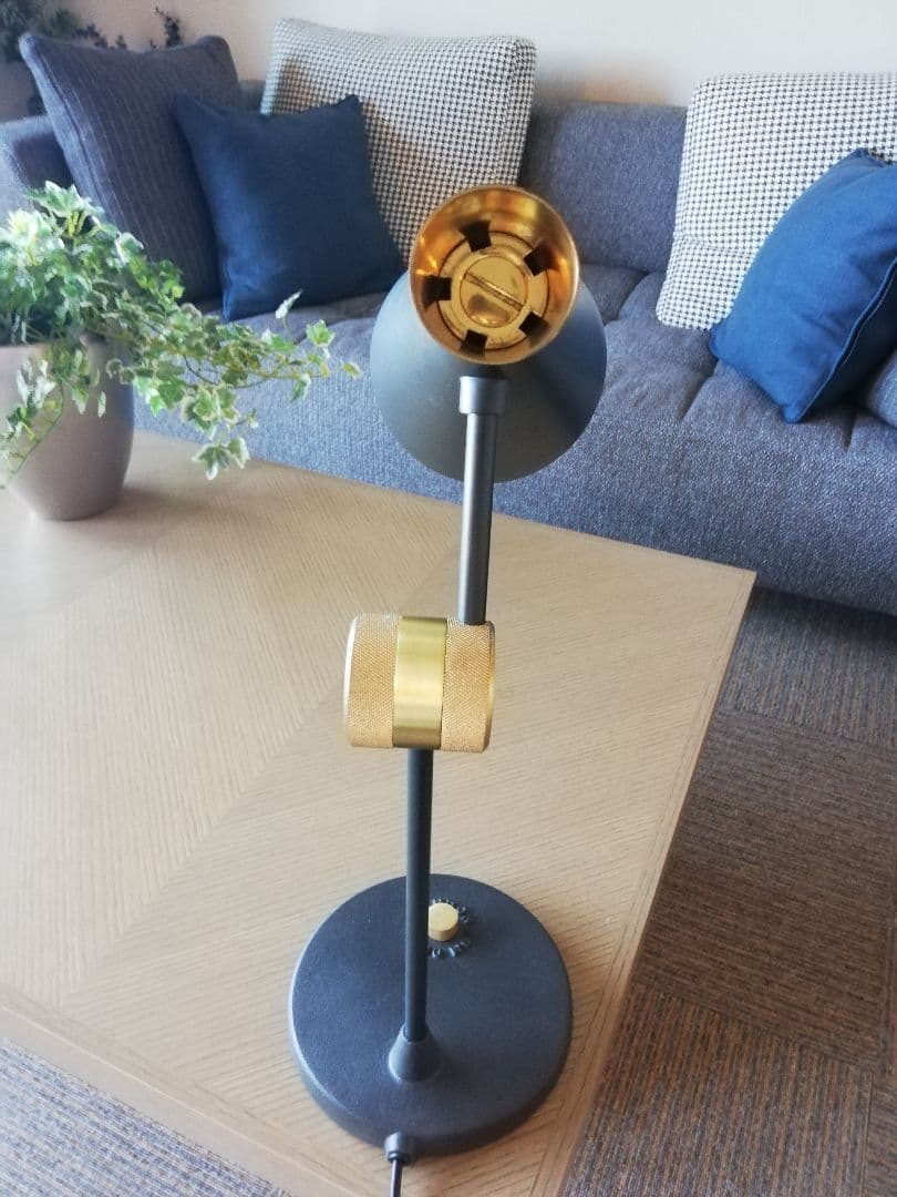 Tom Dixon トムディクソン　BEETシリーズ TABLE LIGHT