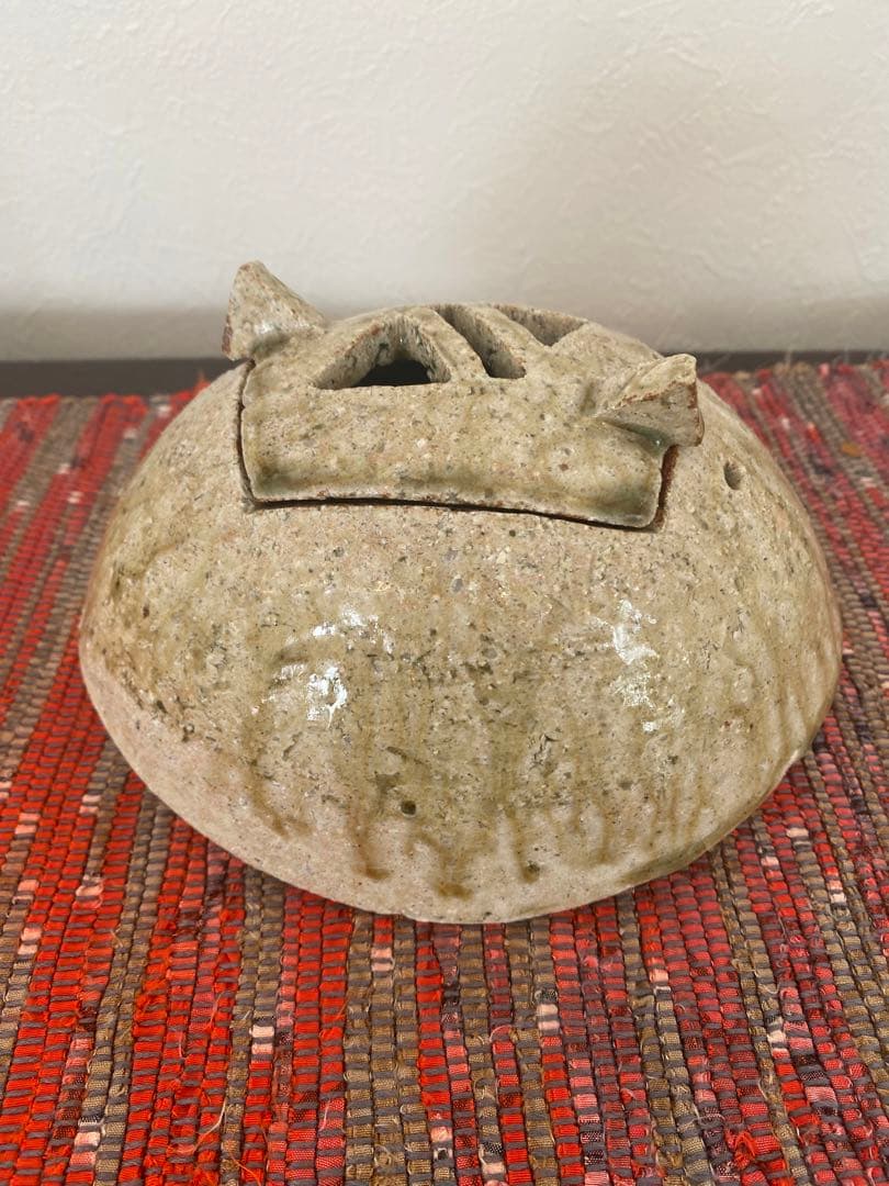 東直人　作　灰釉香炉　第32回伝統工芸陶芸部会展(平成16年度)