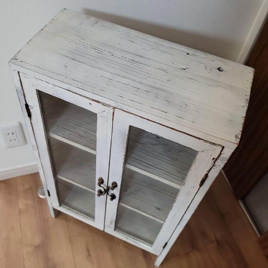 キャビネット　フレンチ　ヴィンテージ　アンティーク　ガラス　棚　飾り棚　シャビー