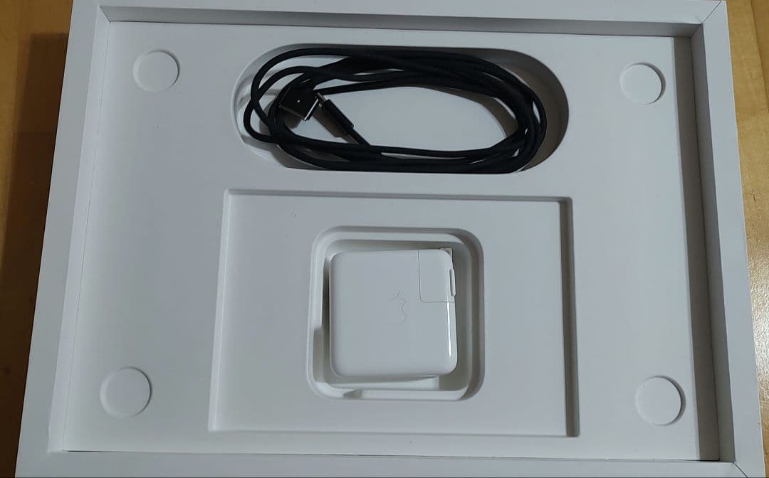 MacBook本体 Apple MacBook Pro M1 14inch