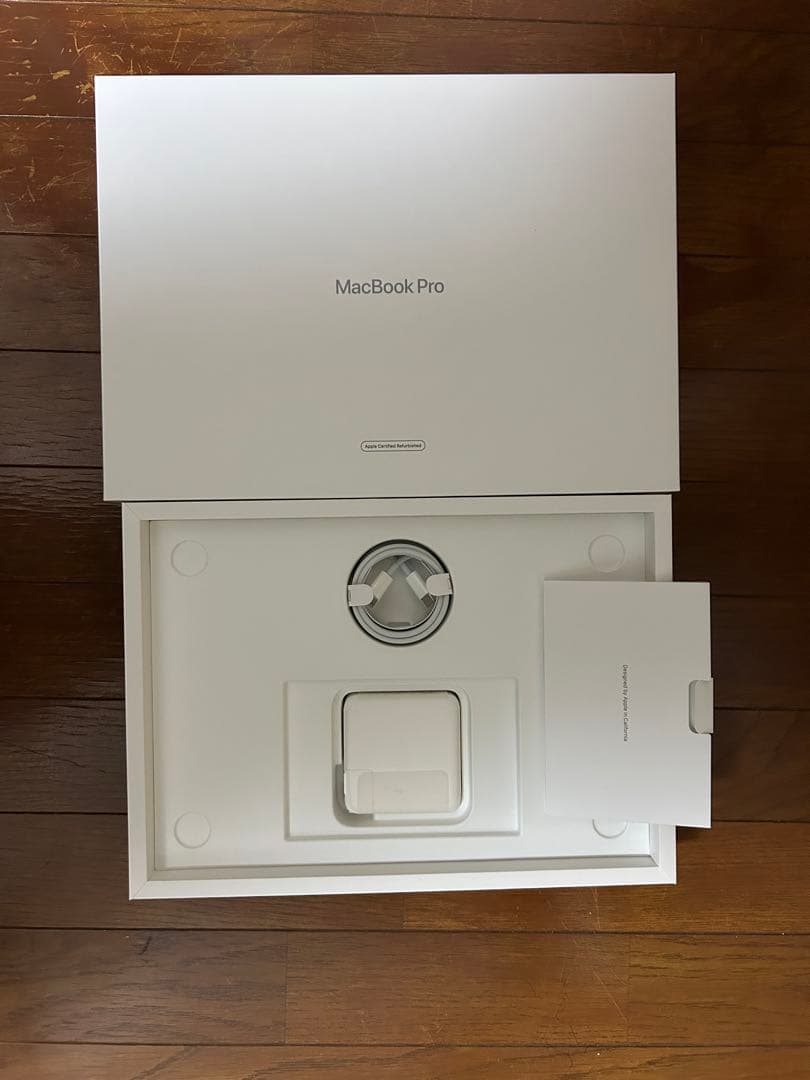 MacBook Pro M1 16G 1TB / moshiカバー付