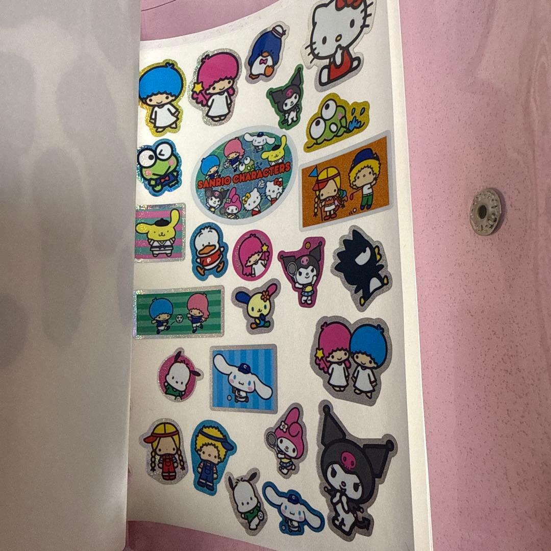 キティちゃんシール帳完成品