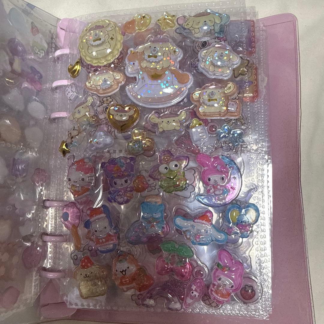 キティちゃんシール帳完成品