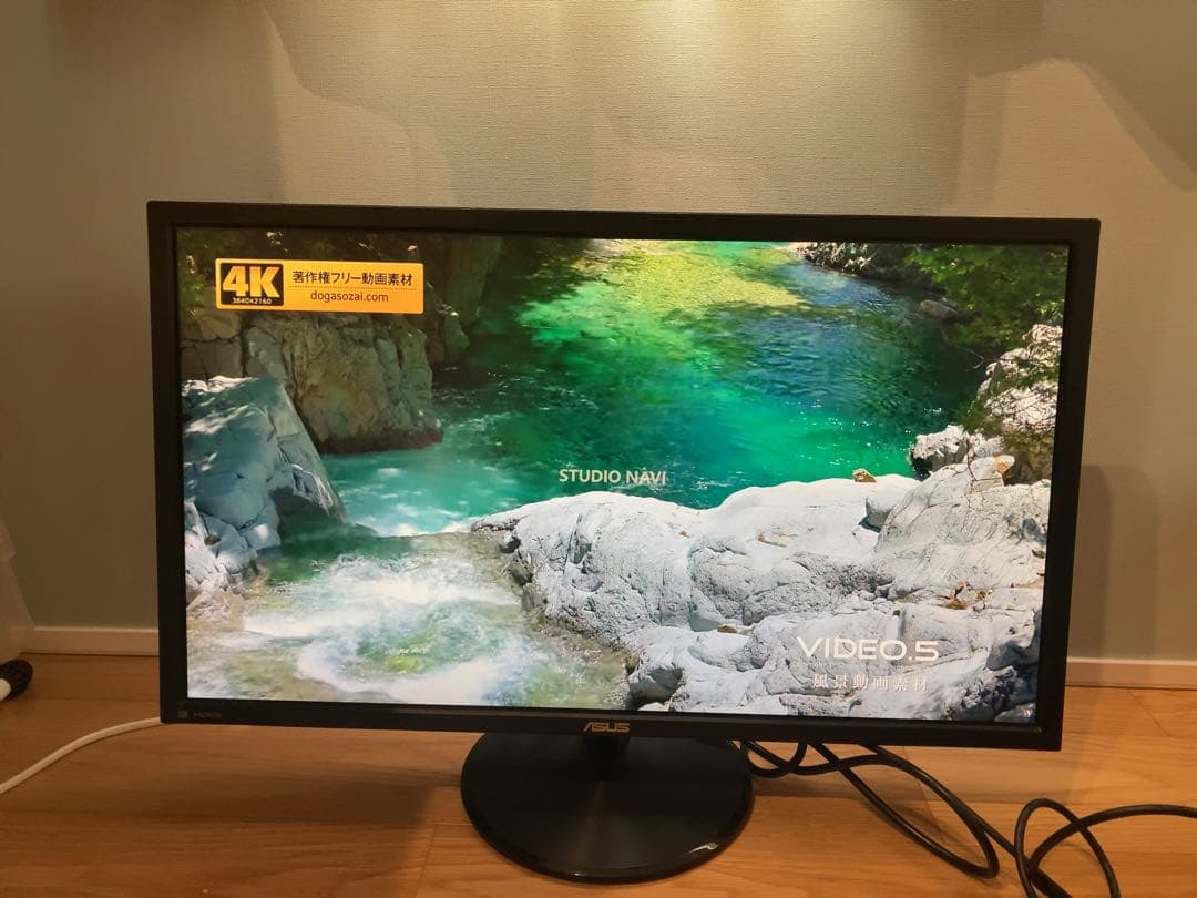 値下しました4K 28インチASUS VP28UQGディスプレイ モニター　本体