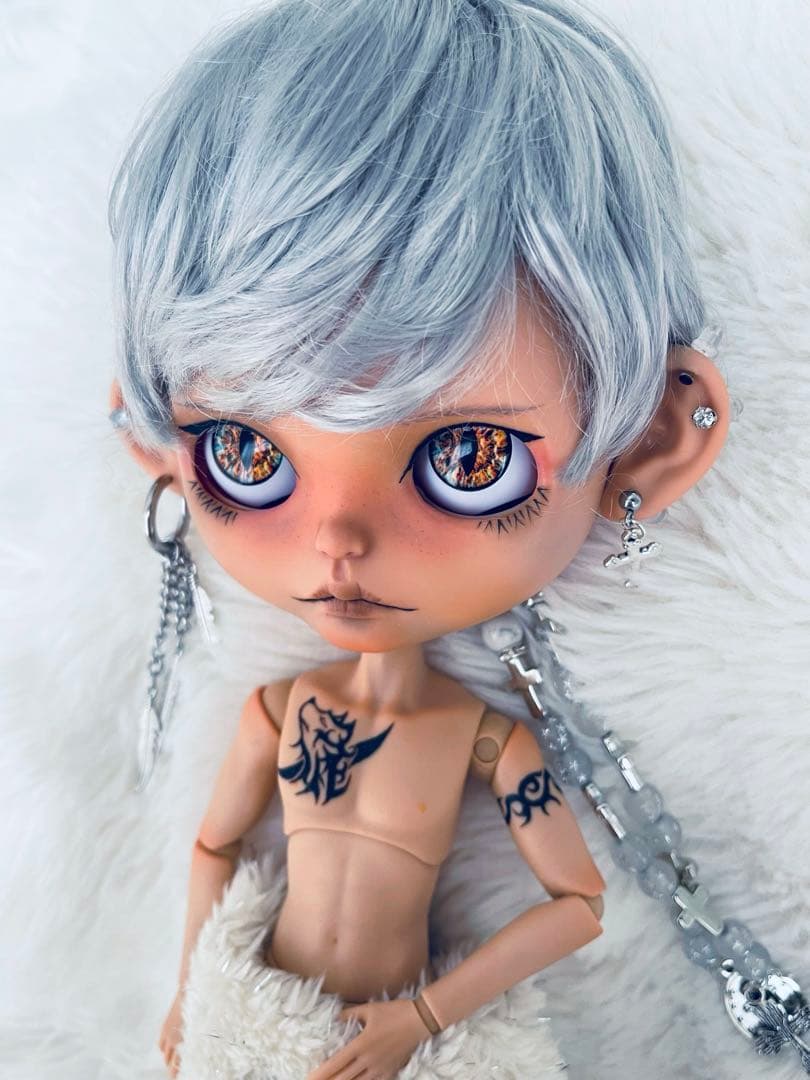 アイシードールカスタム男の子　首傾げ♡パテ盛り♡手描きタトゥー