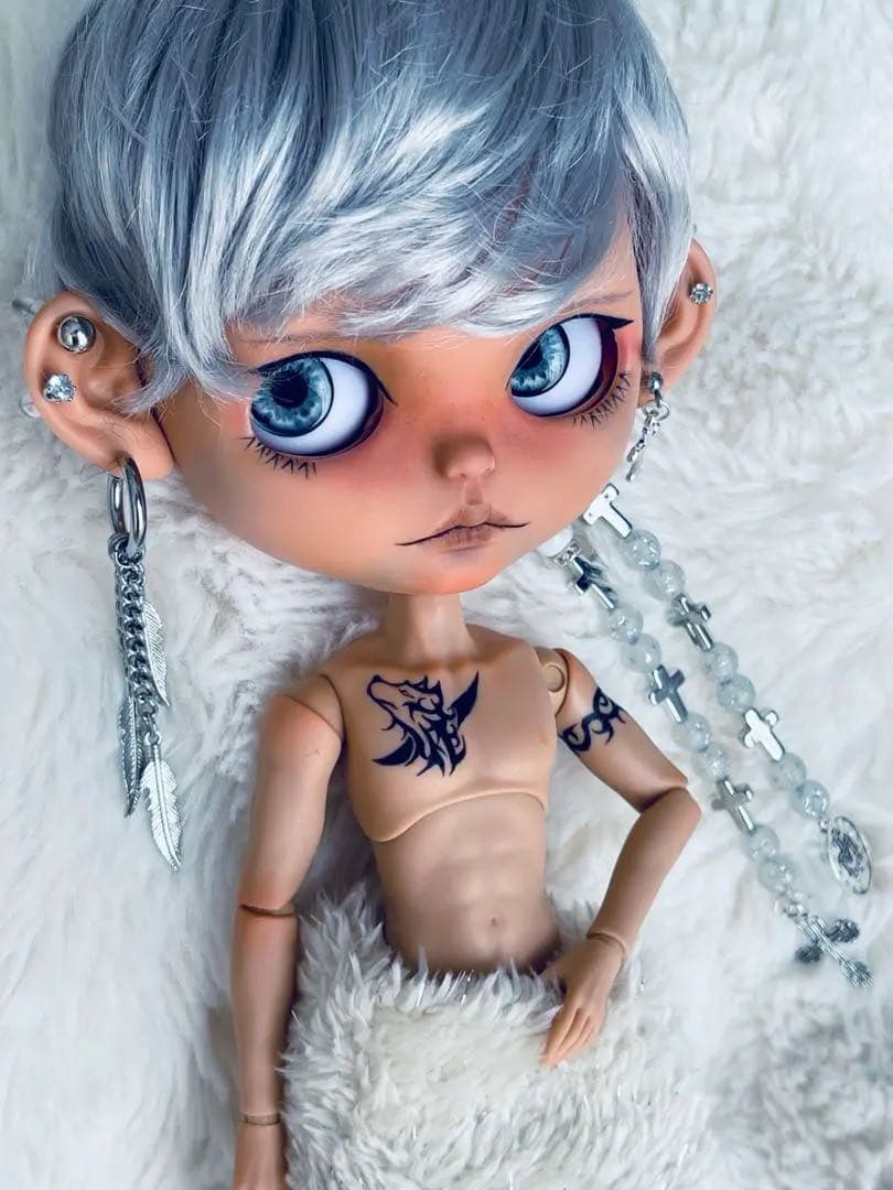 アイシードールカスタム男の子　首傾げ♡パテ盛り♡手描きタトゥー