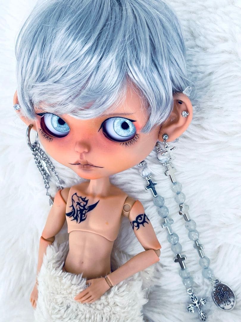 アイシードールカスタム男の子　首傾げ♡パテ盛り♡手描きタトゥー