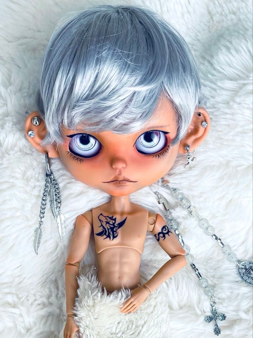 アイシードールカスタム男の子　首傾げ♡パテ盛り♡手描きタトゥー