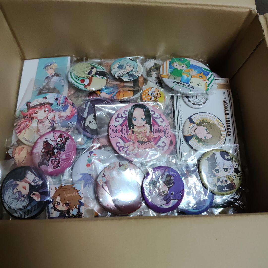 【最終価格】アニメ　ノンジャンル　まとめ売り　缶バッジのみ 250個以上