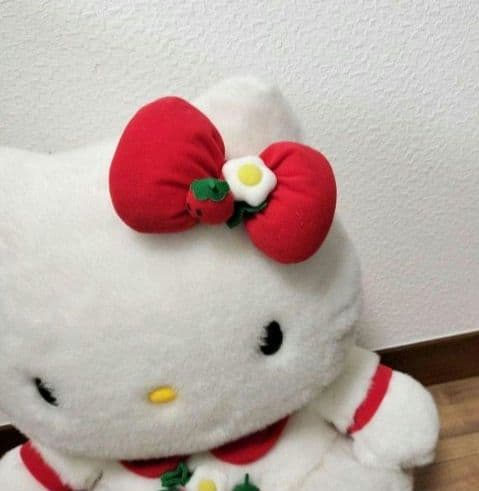 サンリオ レトロ ハローキティ 大きなぬいぐるみ