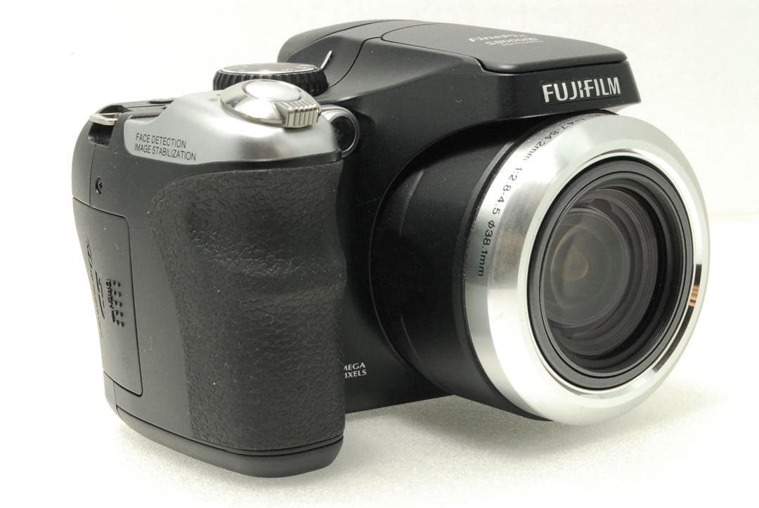 FUJIFILM FinePix S8000fd❤️スマホ転送 ブラック コンデジ