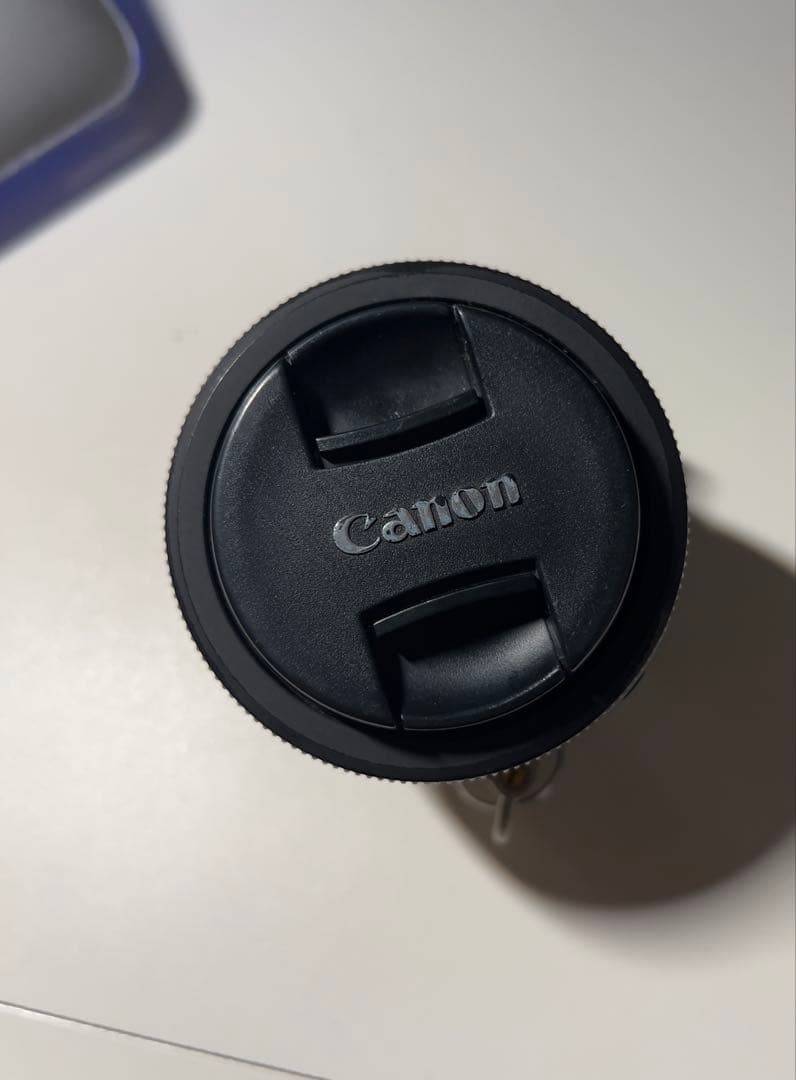 Canon EF-S 24mm f/2.8 STM レンズ + レンズケース付き