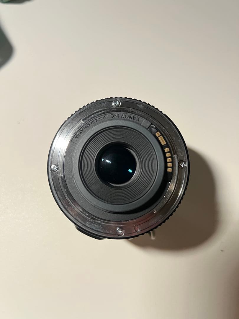 Canon EF-S 24mm f/2.8 STM レンズ + レンズケース付き