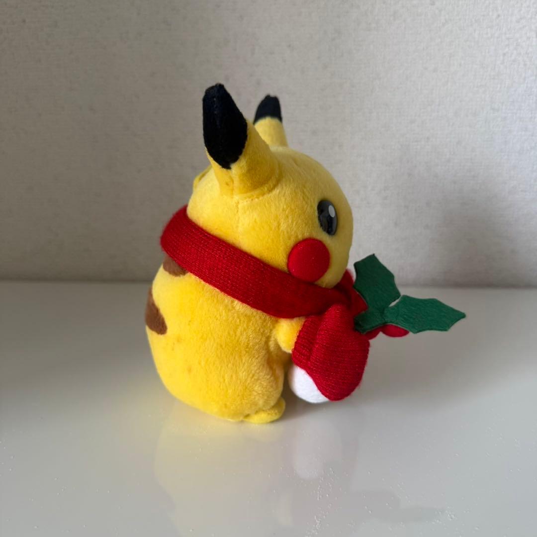 ピカチュウ サンタ ぬいぐるみ マフラー 手袋 ヒイラギの葉 ポケモン