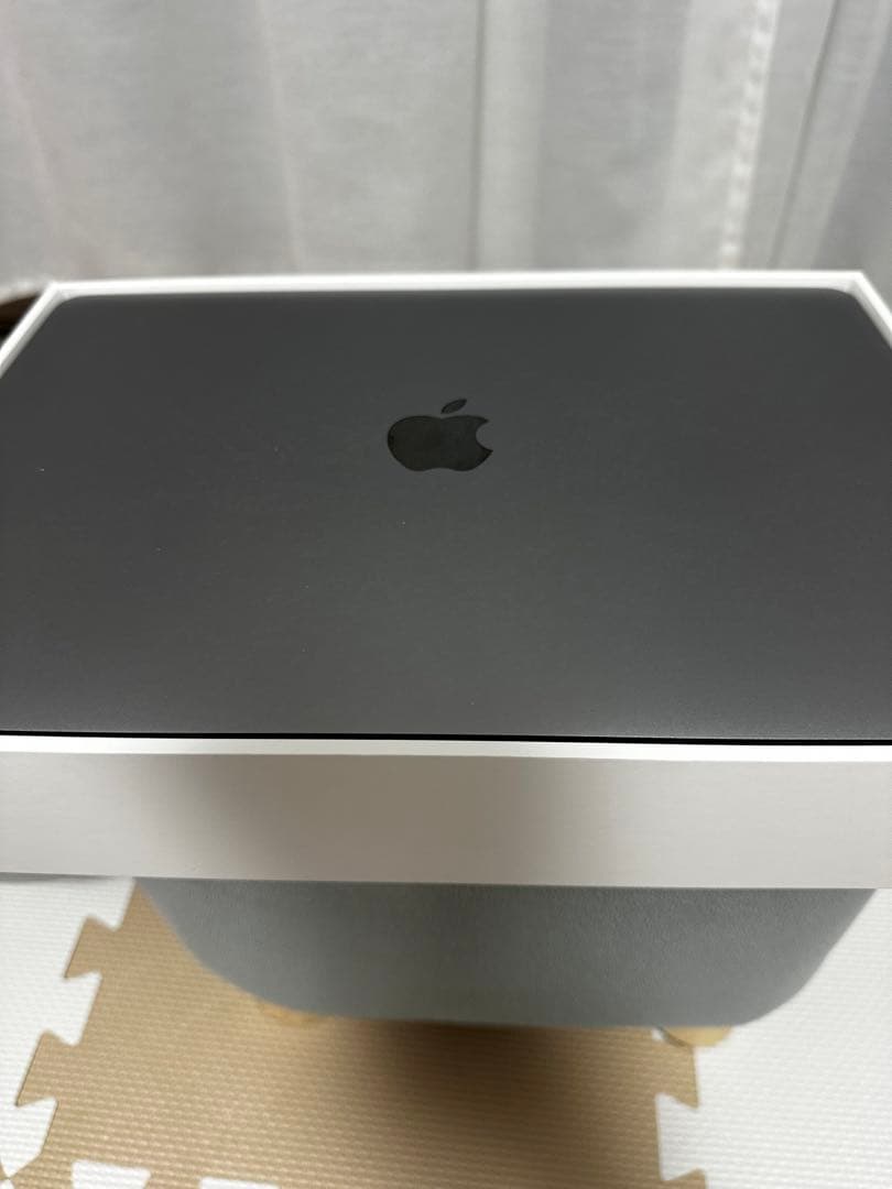 MacBook Air M1 2020、8GB、256GB