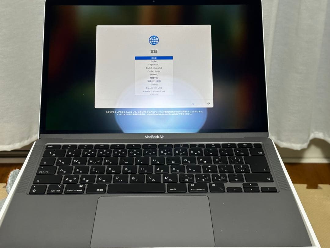 MacBook Air M1 2020、8GB、256GB