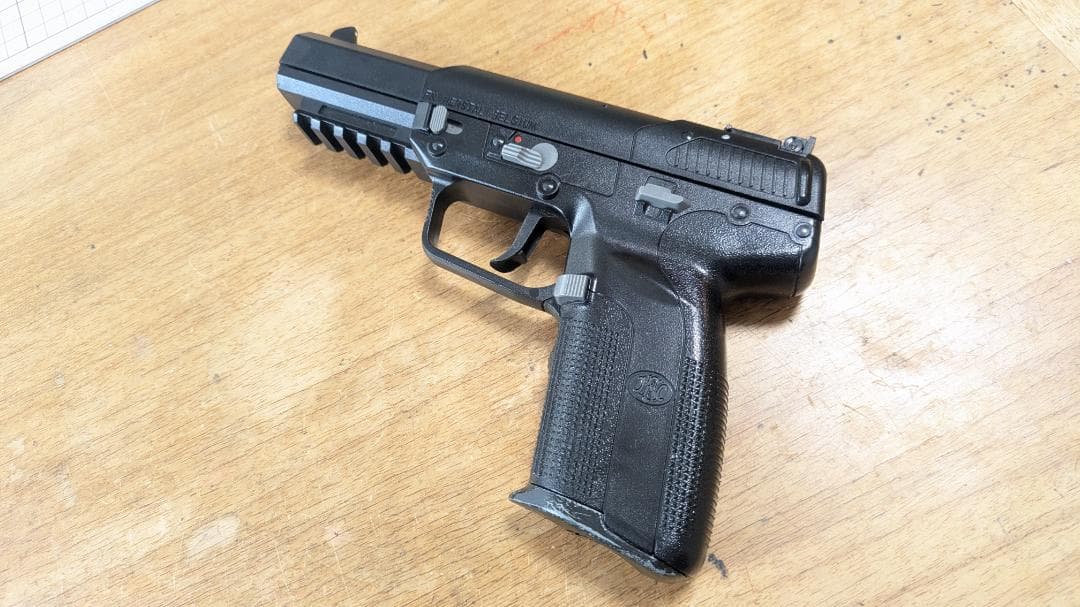 マルシン FN57 CO2 ガスブローバック　GBB 動作可 ちょい訳