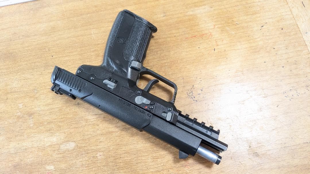 マルシン FN57 CO2 ガスブローバック　GBB 動作可 ちょい訳