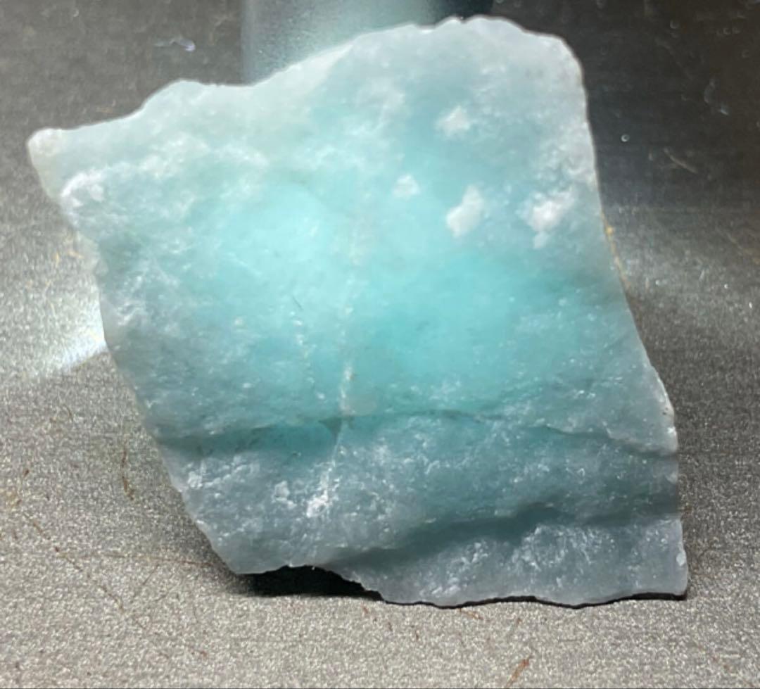 ［姫川系の水色］　上質糸魚川翡翠10g ヒスイ　ひすい