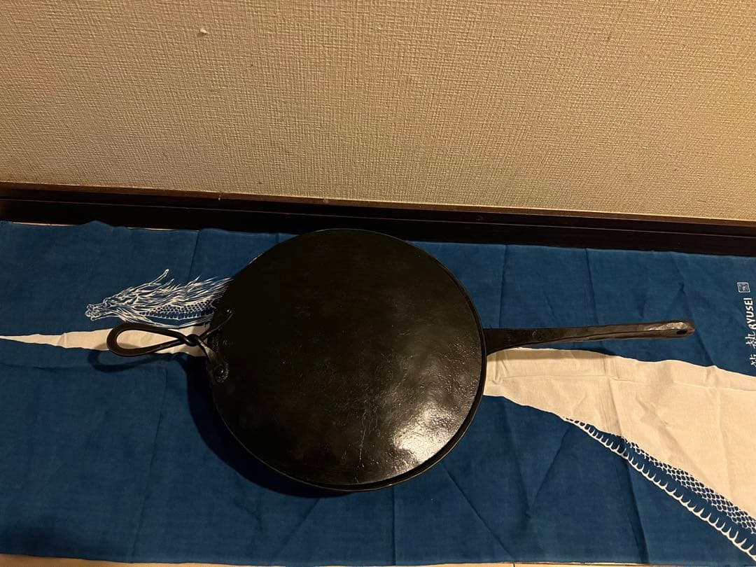 クランク鍛造フライパン