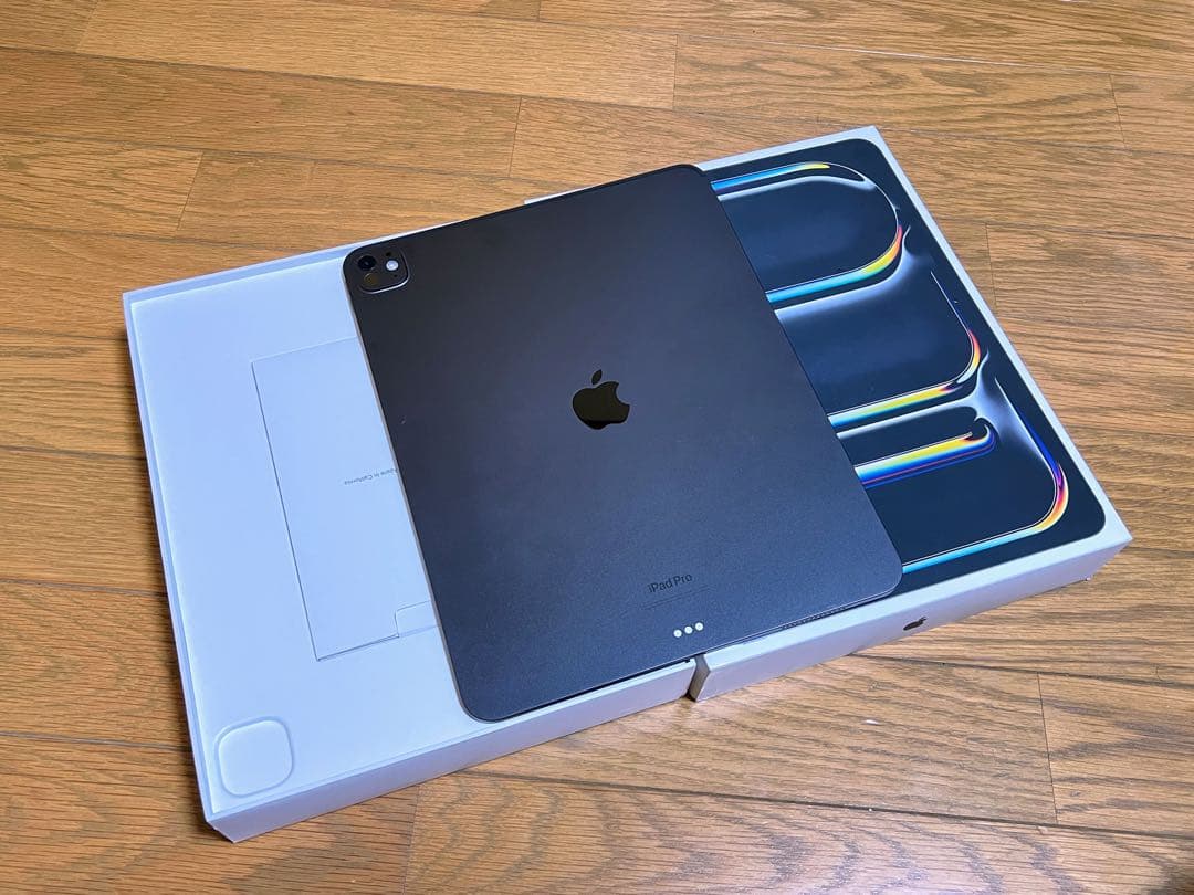 iPad Pro M4チップ　13インチ 512GB バッテリー100%
