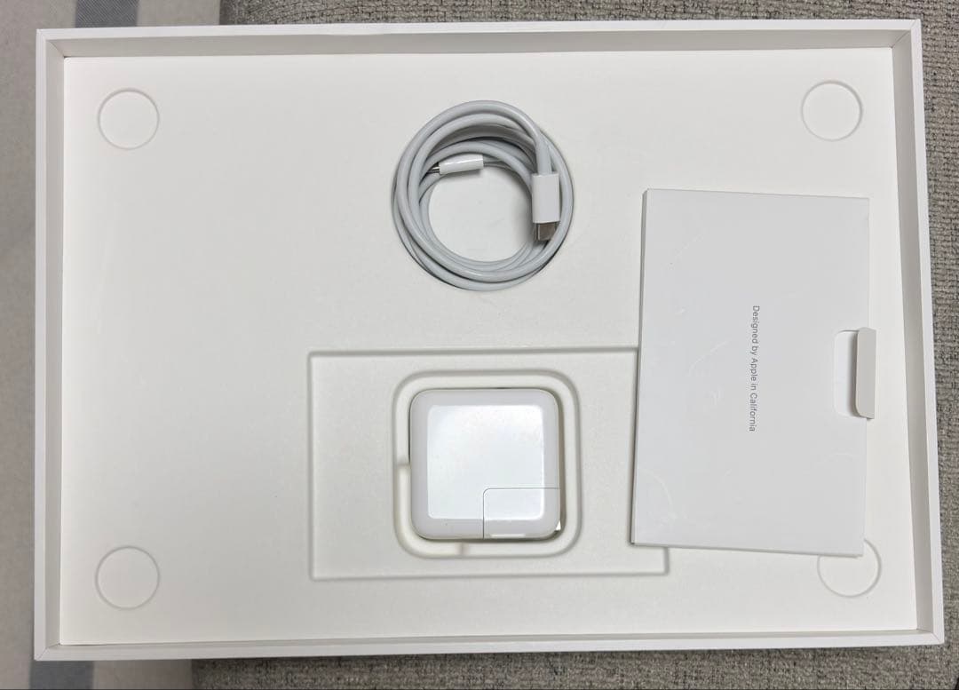 MacBook Air M1 スペースグレイ 256GB