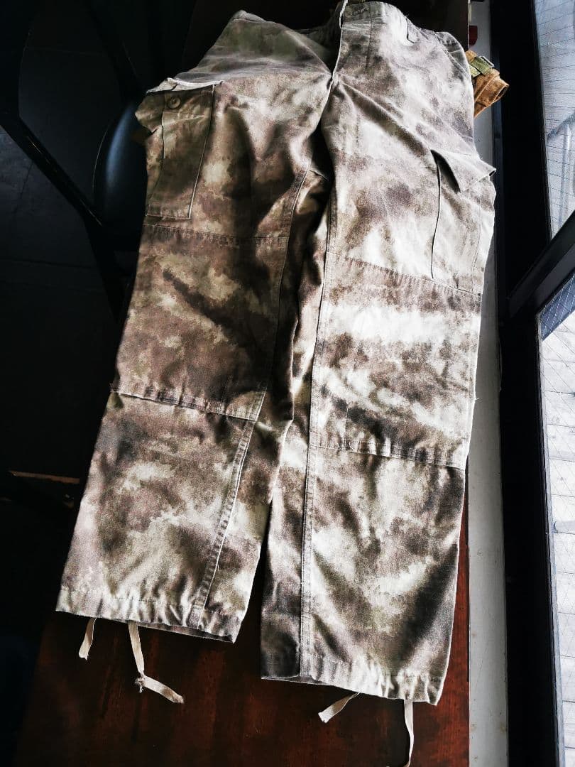 PROPPER 戦闘服上下、キャップ、ハーフパンツ、ベスト（無メーカー）付き