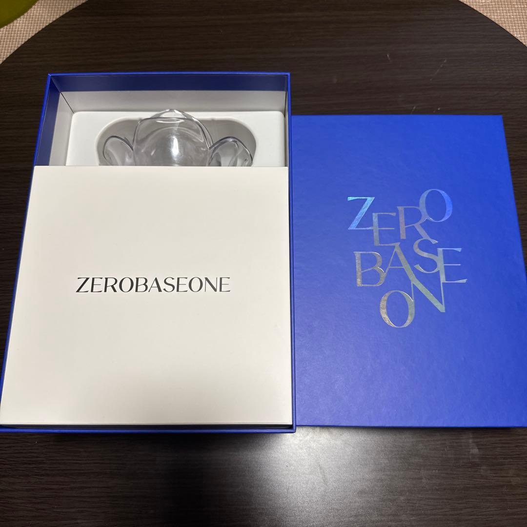 ZEROBASEONE 公式ペンライト