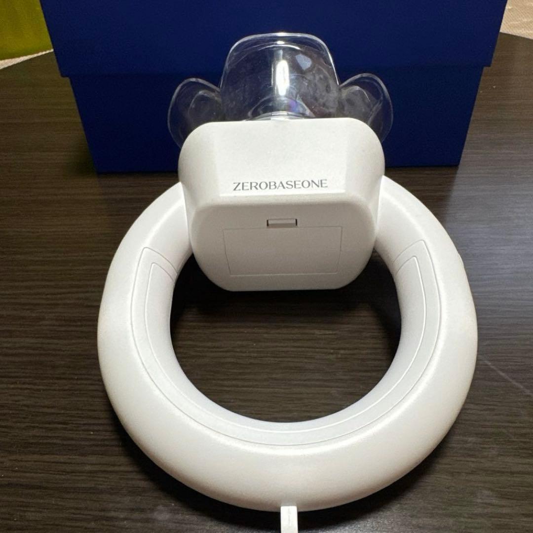 ZEROBASEONE 公式ペンライト