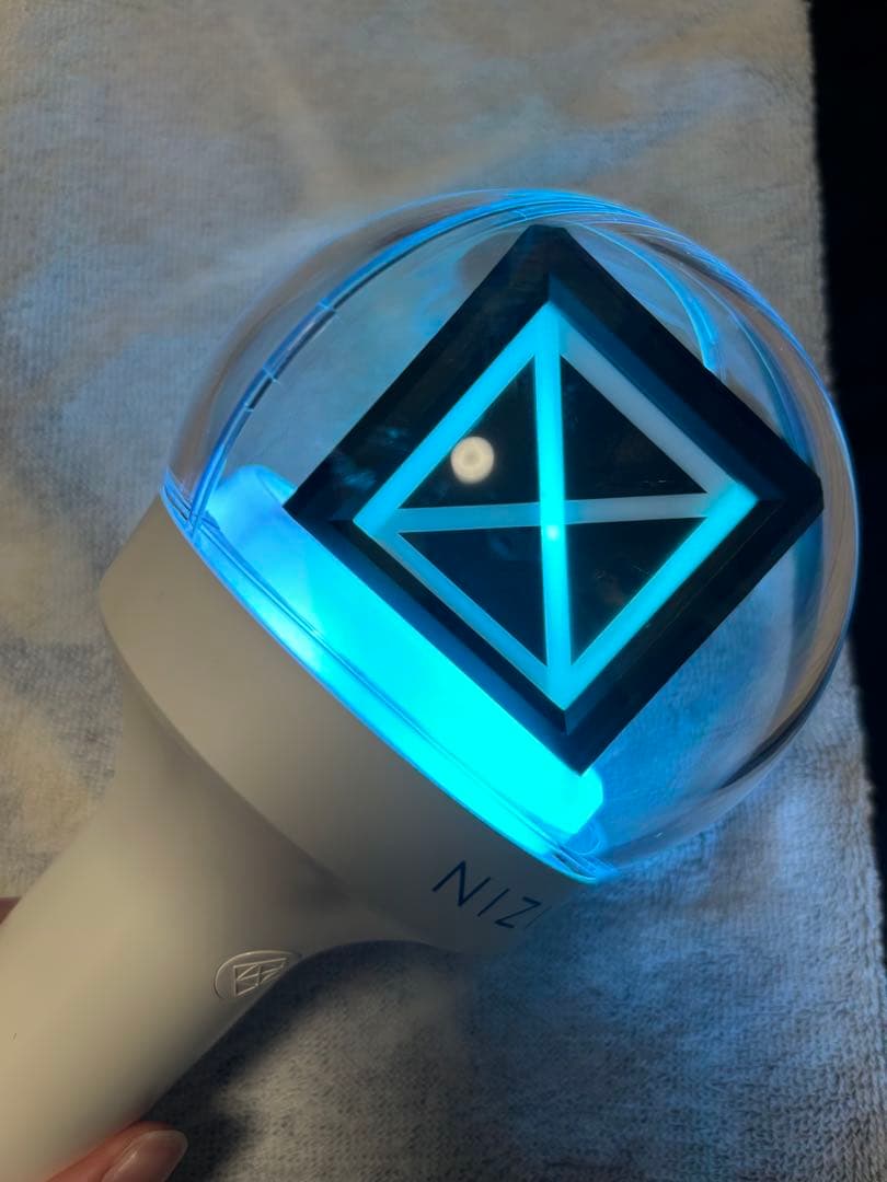 即日発送◎ NiziU 公式ペンライト OFFICIAL LIGHT STICK