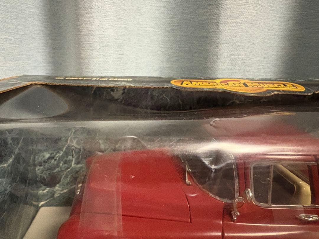 ERTL American Muscle シボレー 3100 カメオ ピック赤