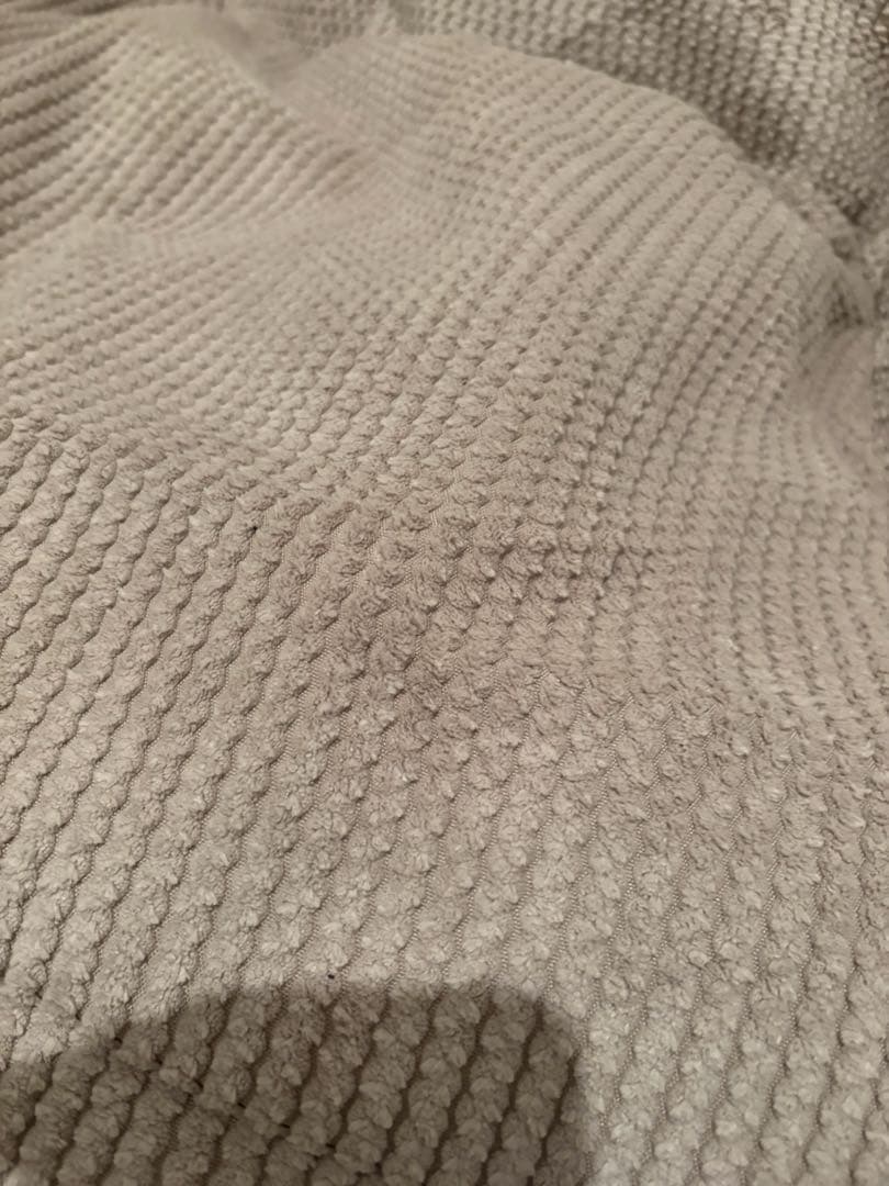 LoungePug Bubbleソファビーズクッション