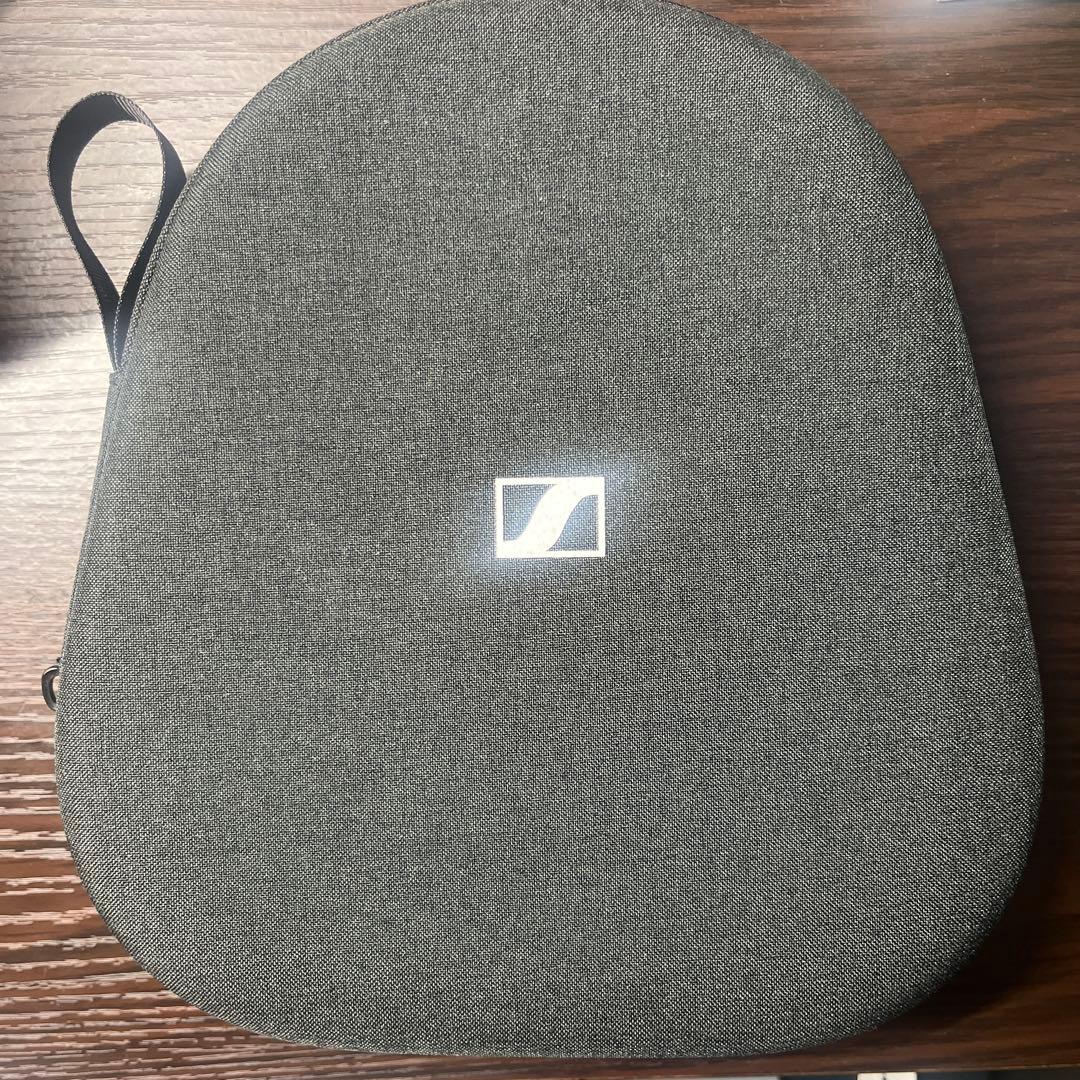 ヘッドホン Sennheiser Momentum 4