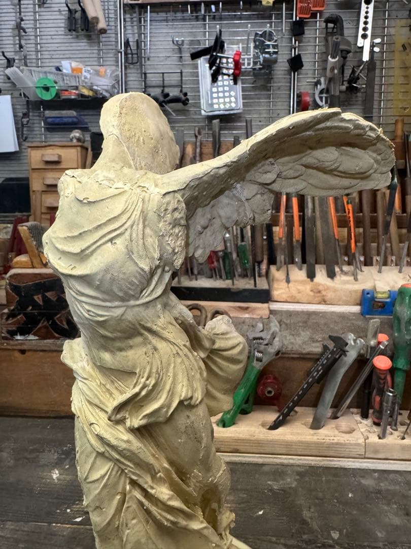 【りく様特価です】サモトラケのニケ 型から抜けたままの無垢、未仕上げ、未塗装品