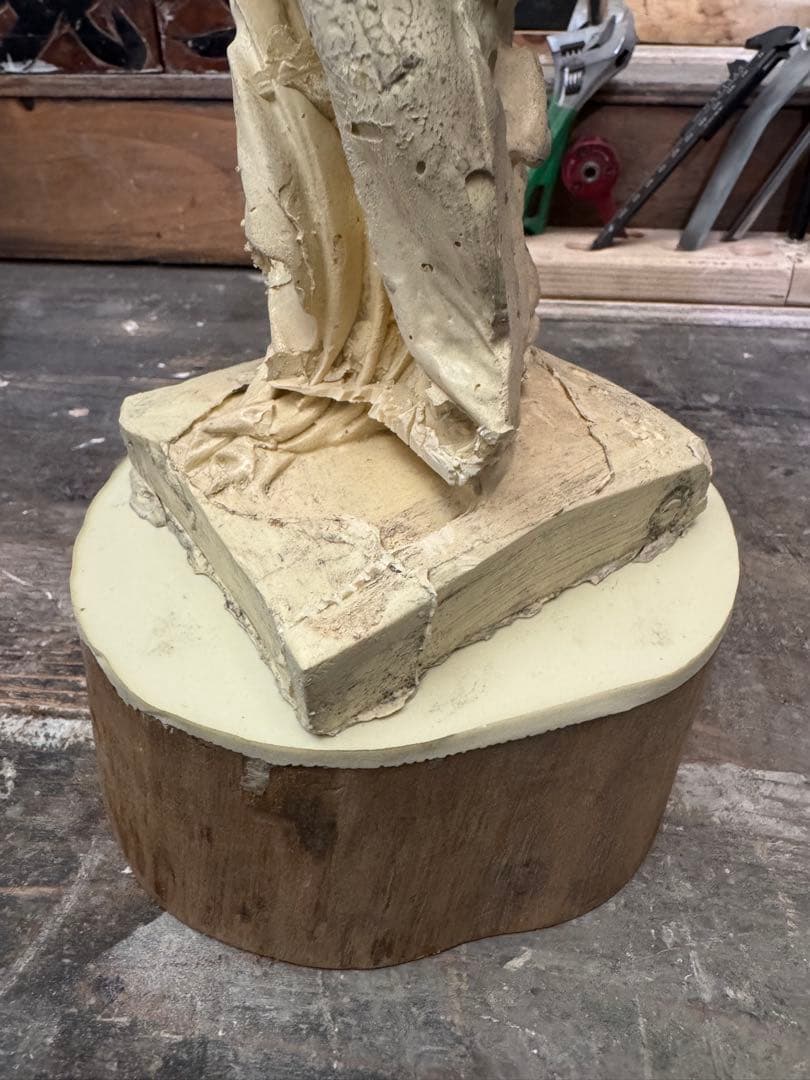 【りく様特価です】サモトラケのニケ 型から抜けたままの無垢、未仕上げ、未塗装品