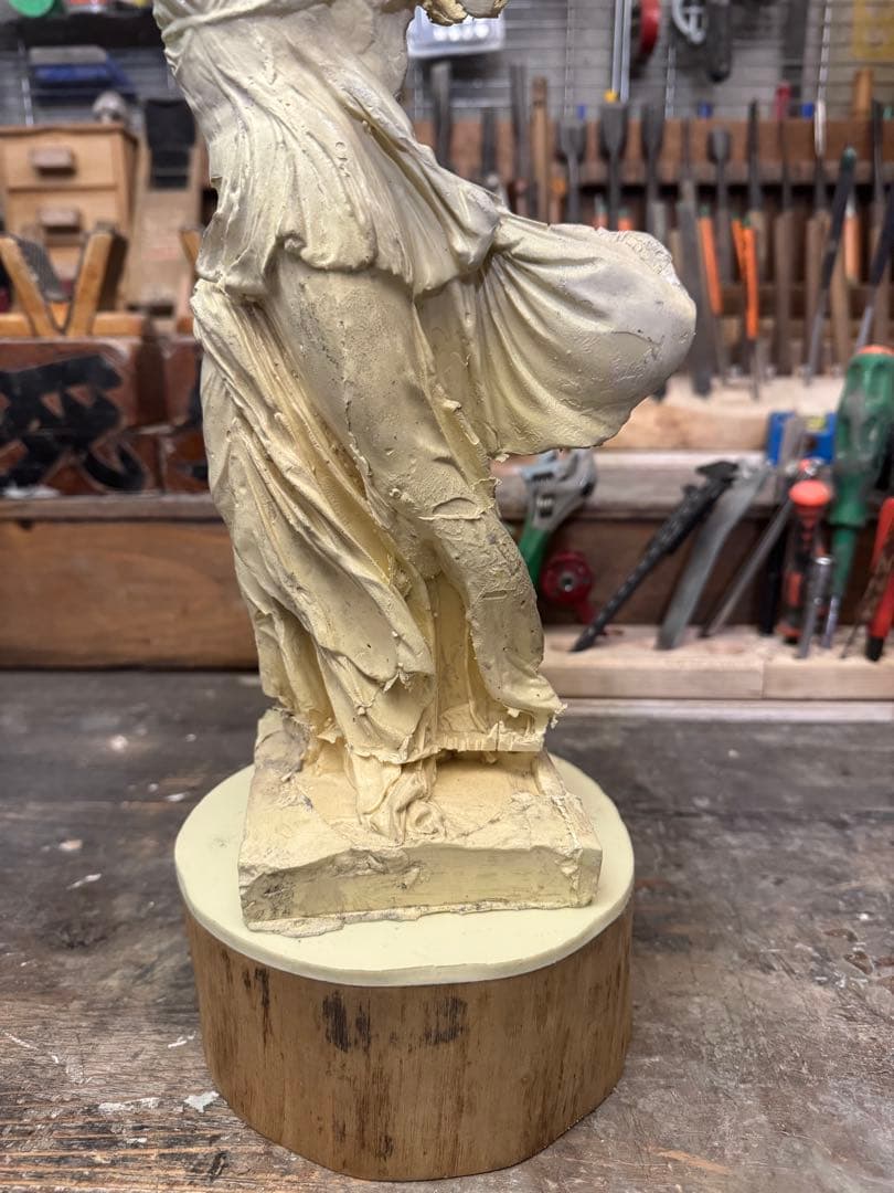 【りく様特価です】サモトラケのニケ 型から抜けたままの無垢、未仕上げ、未塗装品