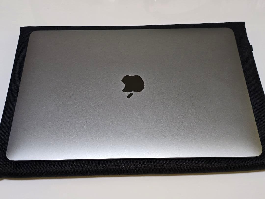 M1 MacBook Air 16GB 256GB バッテリー90%