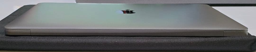 M1 MacBook Air 16GB 256GB バッテリー90%