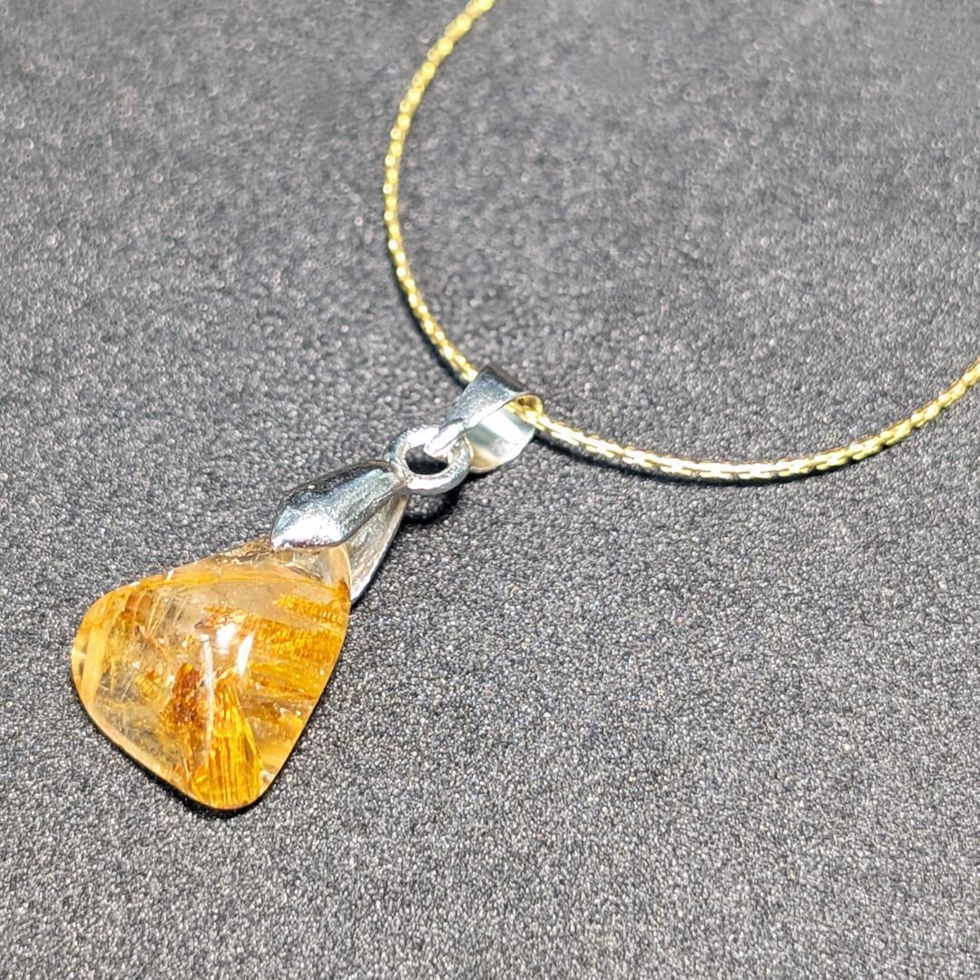 一点物【虎目針のインパクト】タイガータイチンルチルペンダント チェーン付