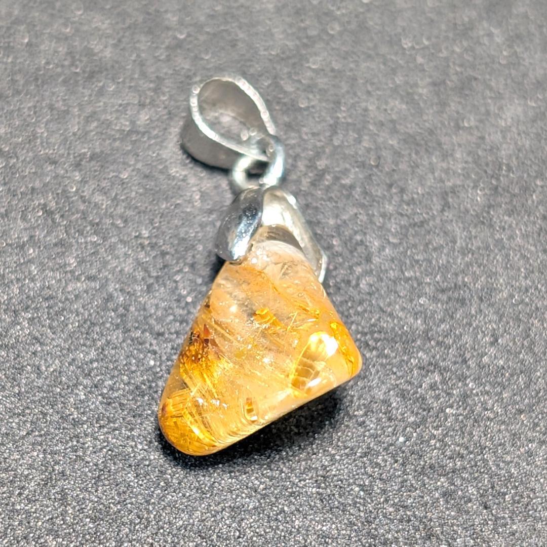 一点物【虎目針のインパクト】タイガータイチンルチルペンダント チェーン付