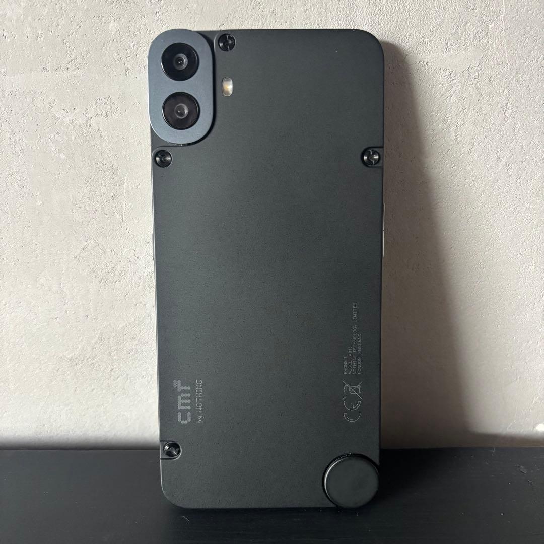 CMF by Nothing Phone 1 ブラック