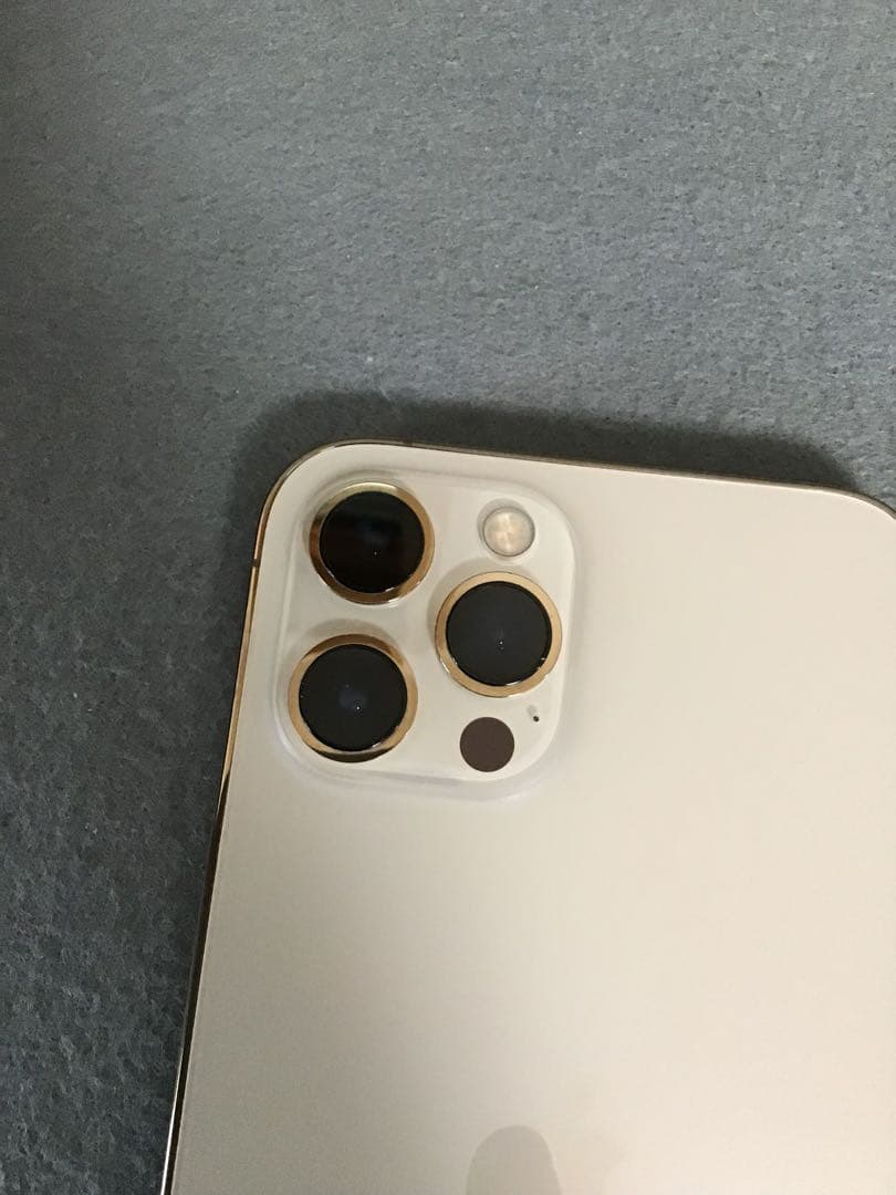 美品　国内版　SIMフリー　iPhone12 Pro Max 256GB