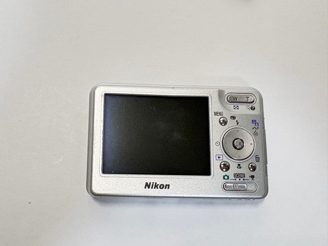 Nikon Coolpix S1 コンパクトカメラ コンデジ デジカメ