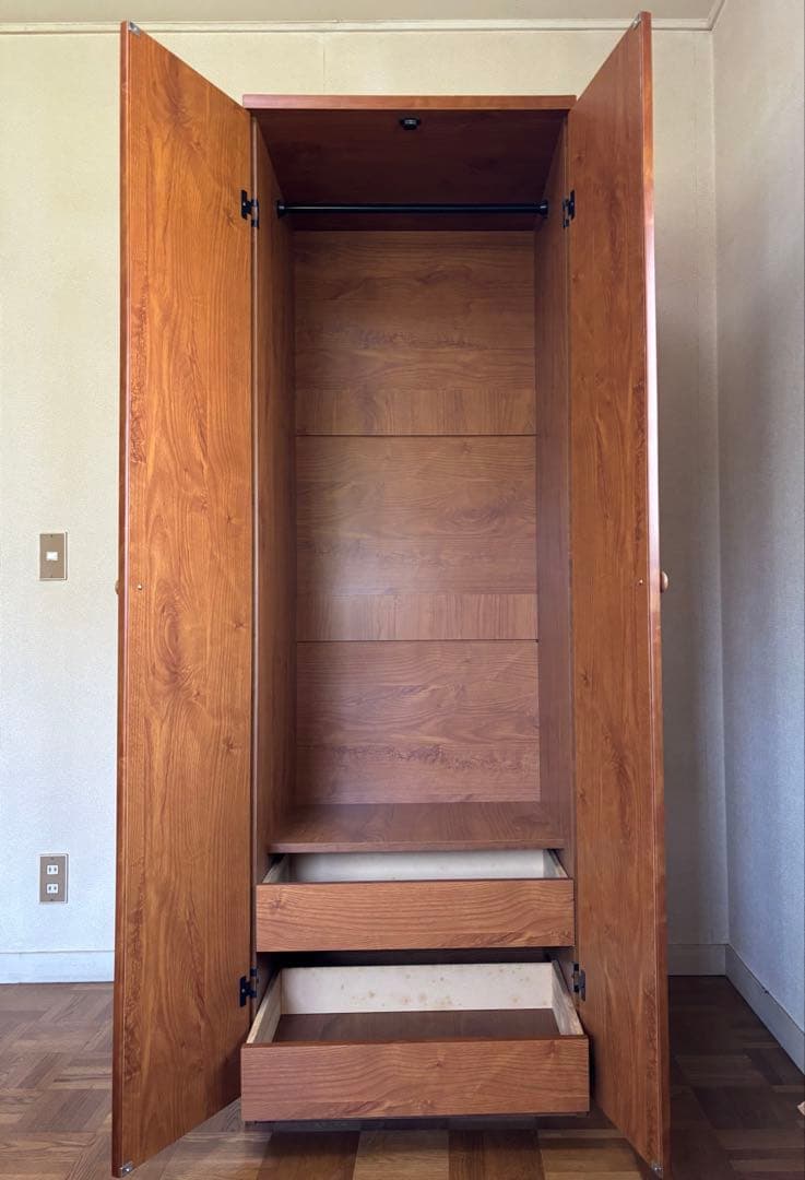 木目調 洋服タンス 2ドア 引き出し付き